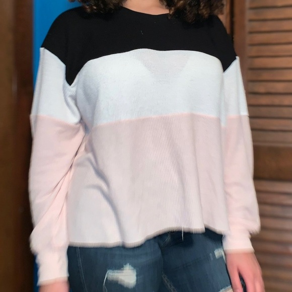 Hollister Shirt - Picture 3 of 4